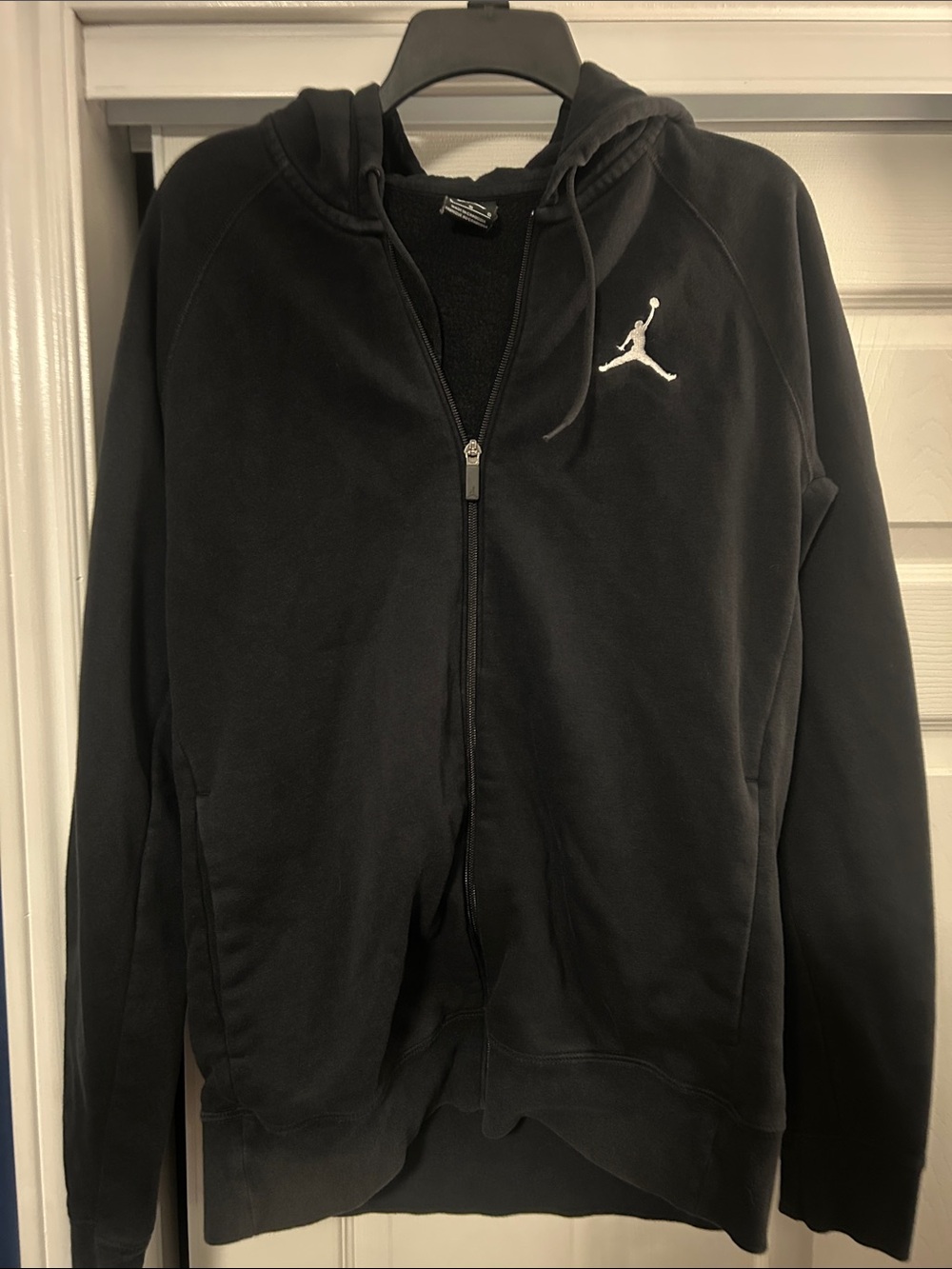 Jordan Black Full‑Zip Hooded Sweatshirt with White Jumpman